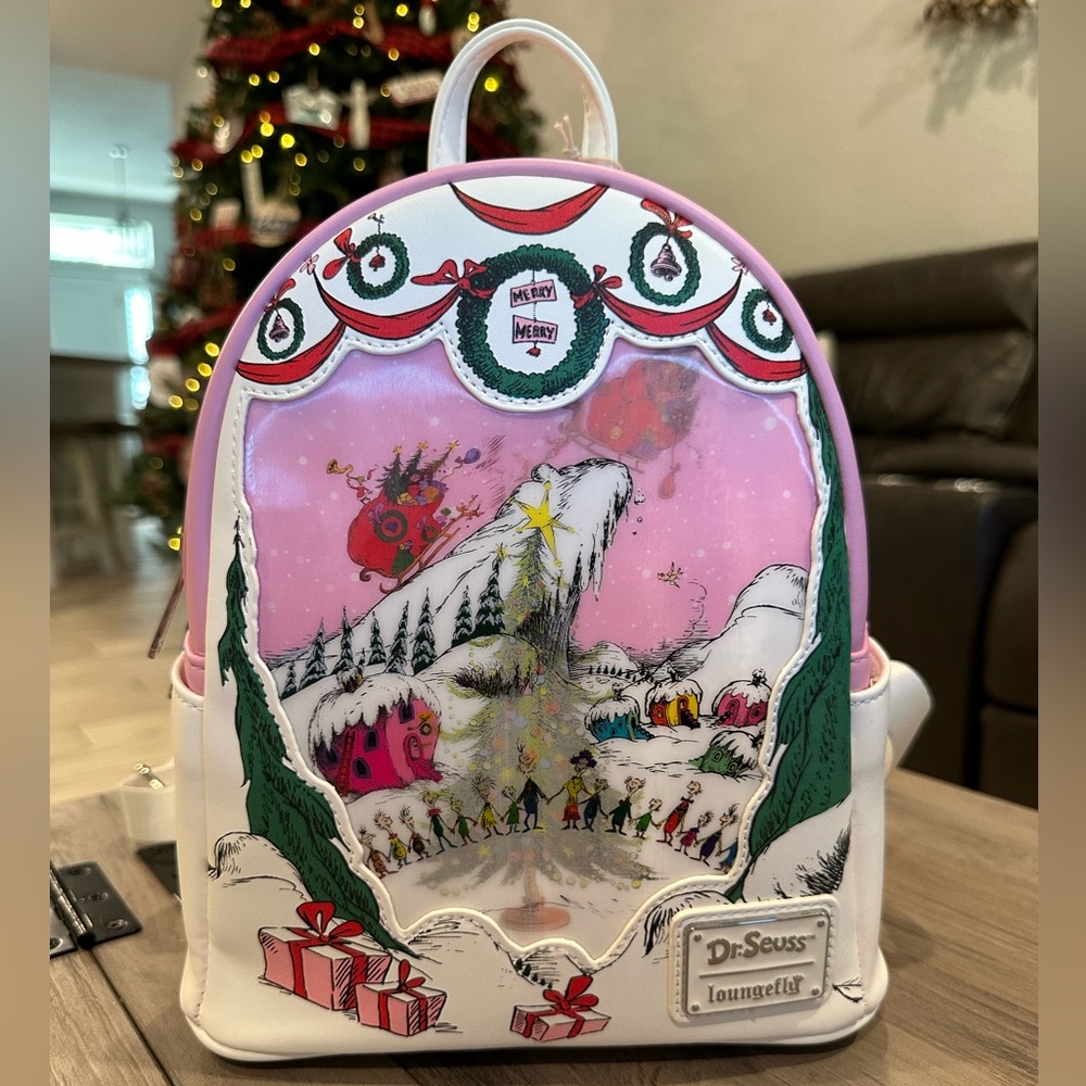 NWT Loungefly Dr. Seuss’ THE GRINCH Mini Backpack
